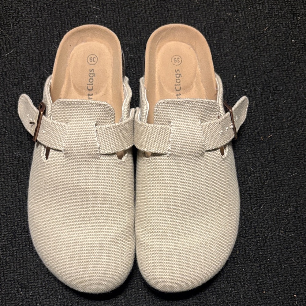 Canvas Slip-On Clogs in Light Beige